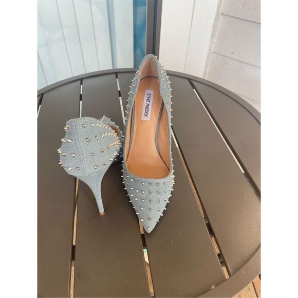NWOB Steve Madden Daisie Denim Spike Studded Pump Heels 10 M - Picture 6 of 13
